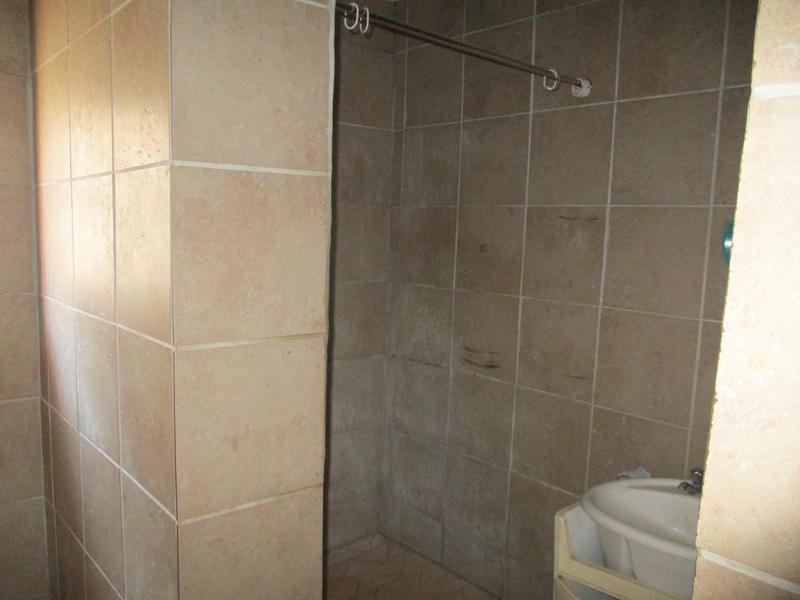 4 Bedroom Property for Sale in Hospitaalpark Free State